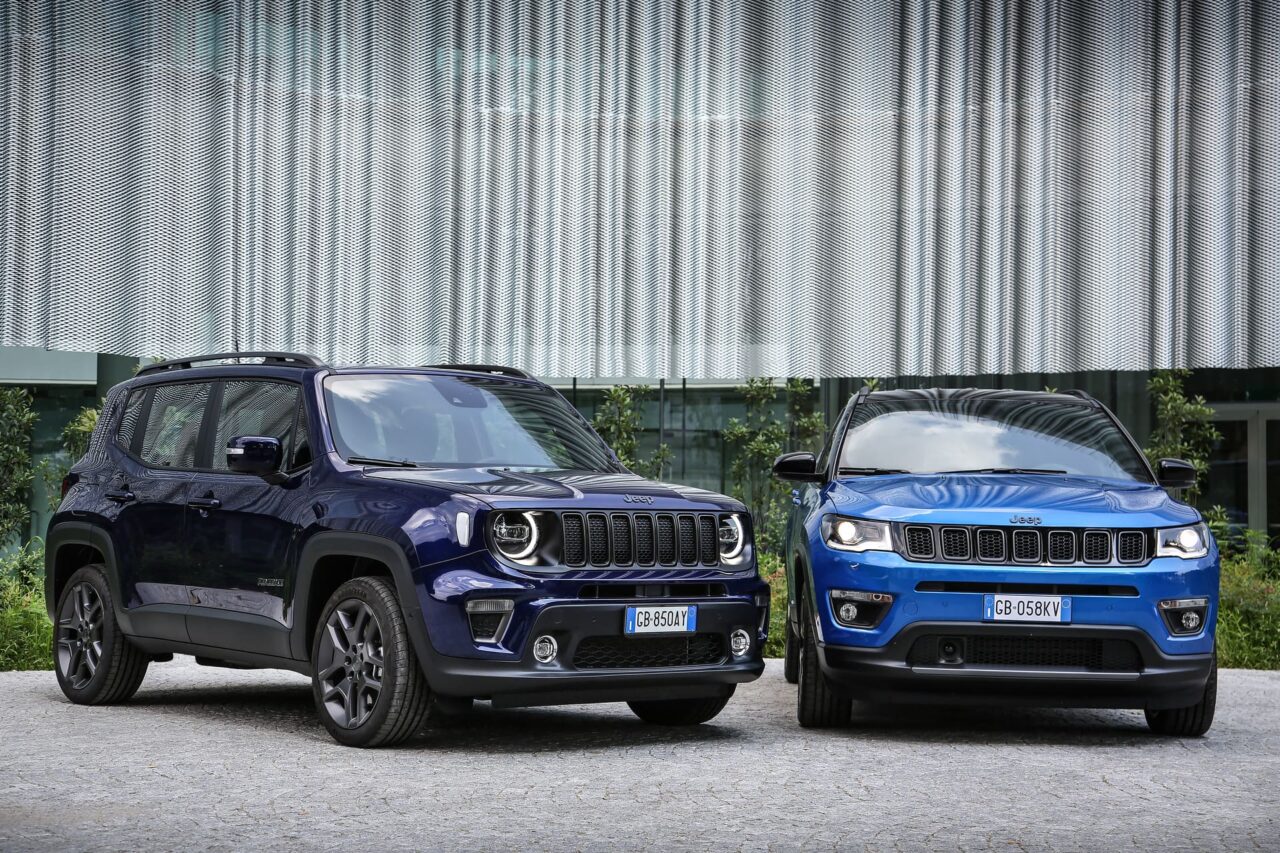 https://garageklaus.ch/wp-content/uploads/2022/03/01_Jeep-Renegade-4xe__-1280x853.jpg